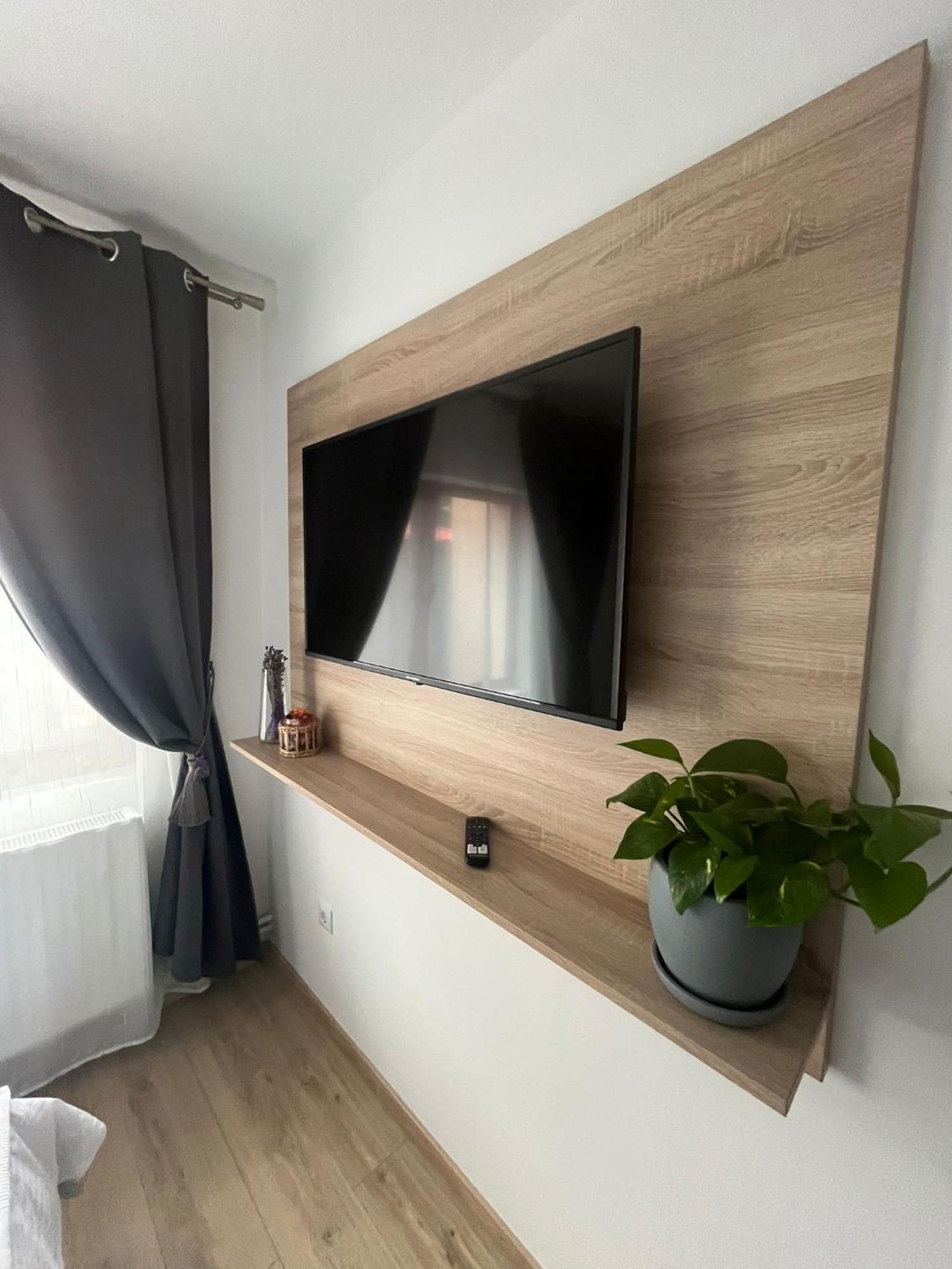 Kilometru108 Hotell Leordina Exteriör bild